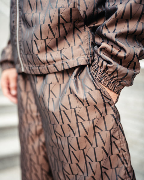 OBLIQUE CHOCOLATE WINDBREAKER SHORT SET